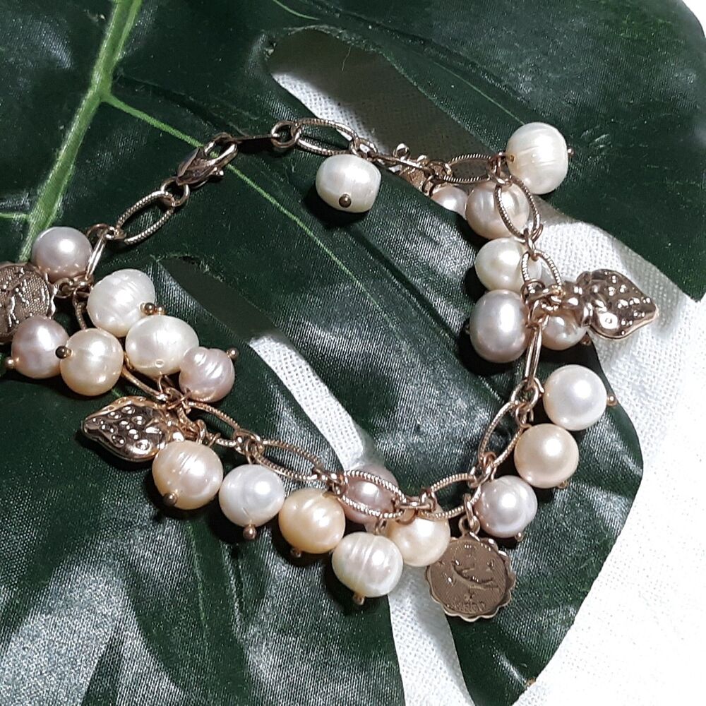 Strawberry Virgo Charm Bracelet Faux Pearl Beads Fashion Costume Dangle Jewelry
